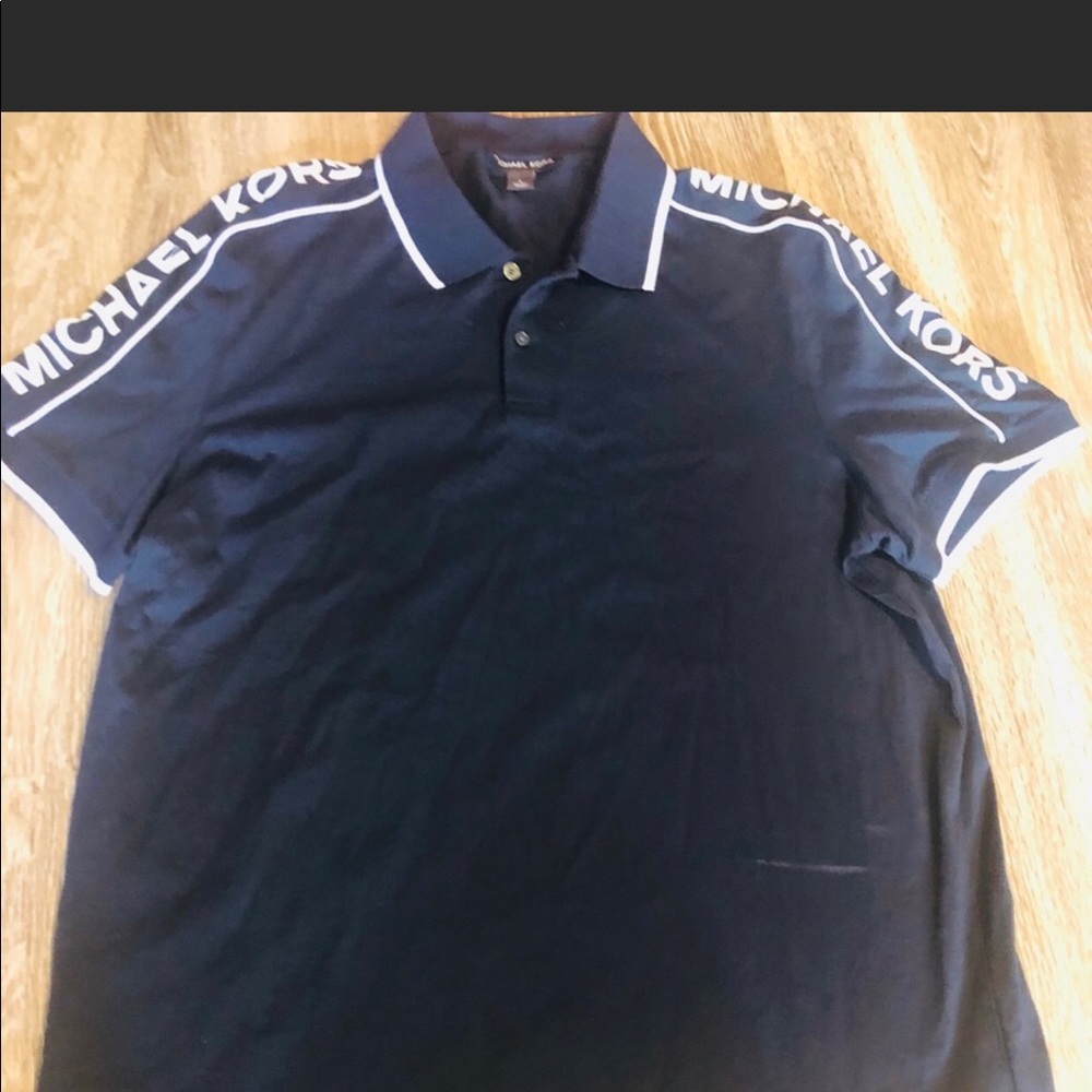 100% cotton mk  t shirt no tag but Never used